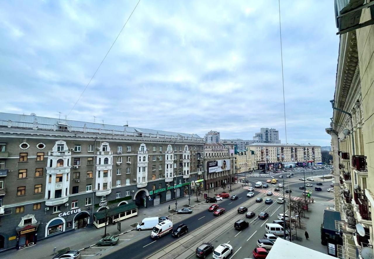 Pavlovskaya Square Apartment Kharkiv Exterior photo
